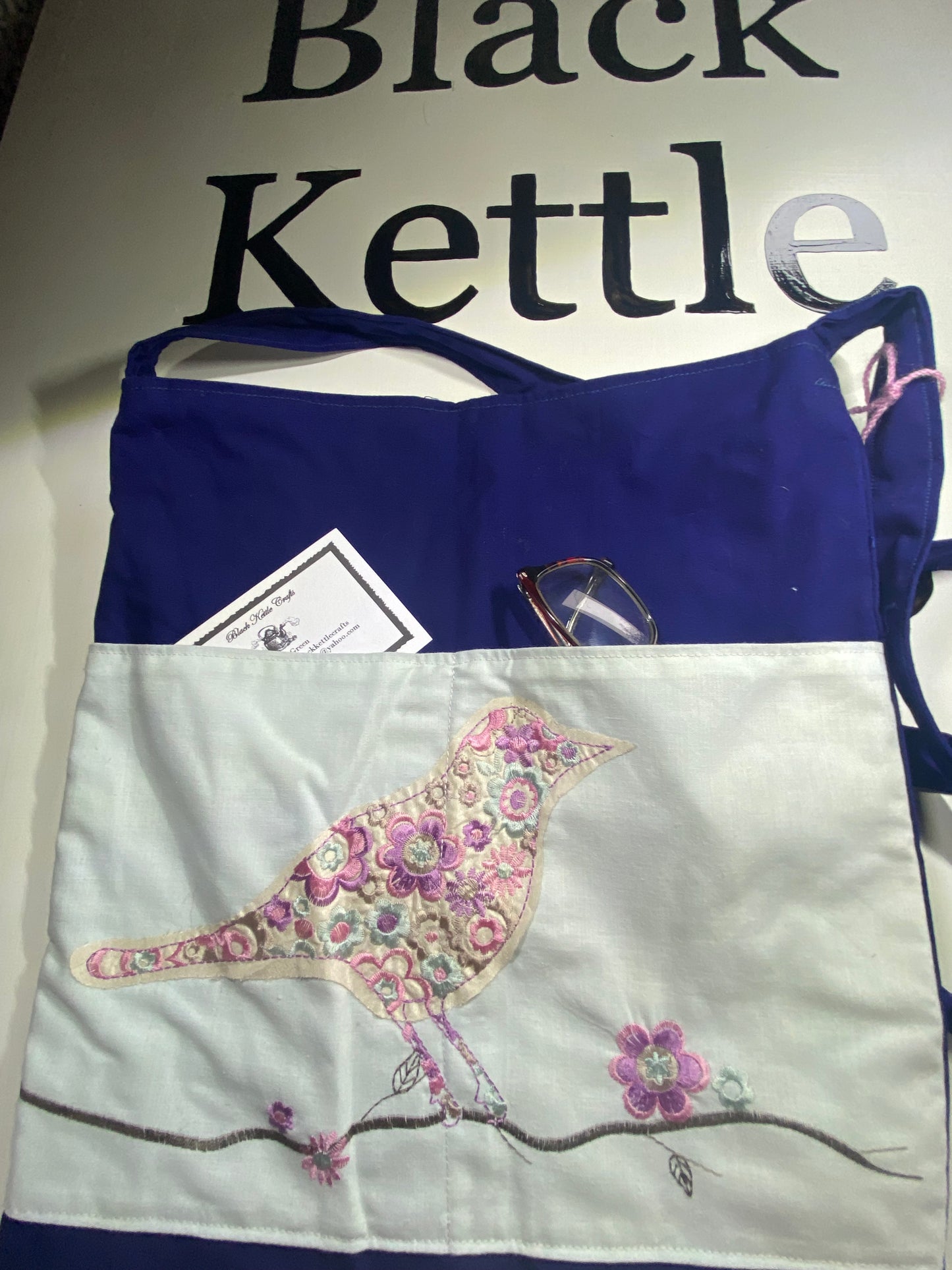 Tote bag with embroidered bird