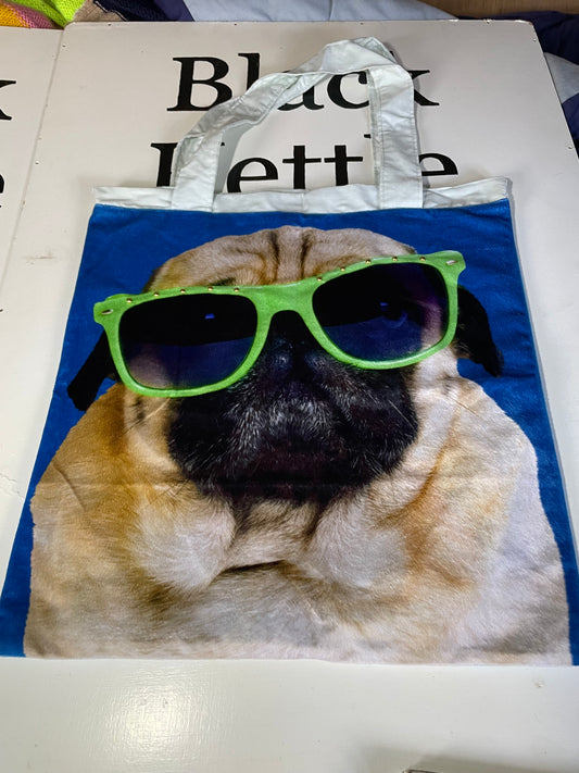 Doug the Pug Tote bag